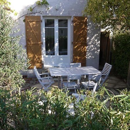 Aigues-Mortes Villa Pres Des Remparts Buitenkant foto